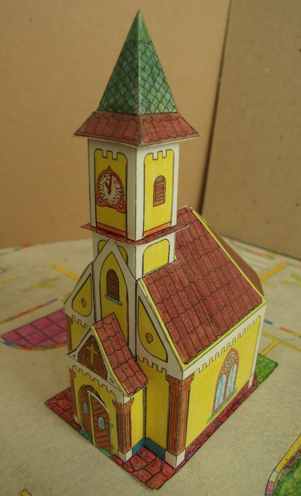 3D papirnata maketa crkvice